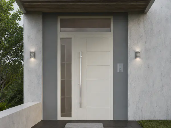 Ușă rezidențială din aluminiu ALUMIL cu finisaj alb și panou lateral vitrat